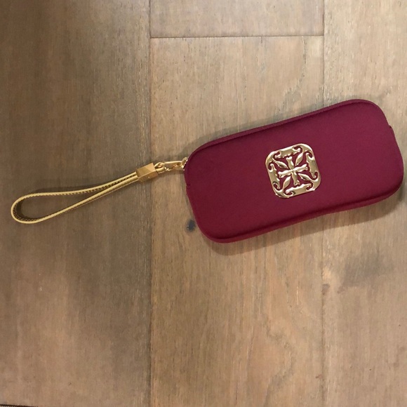 Rustic cuff wristlet - Picture 2 of 3